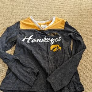 Iowa Hawkeye shirt size XS 4-5